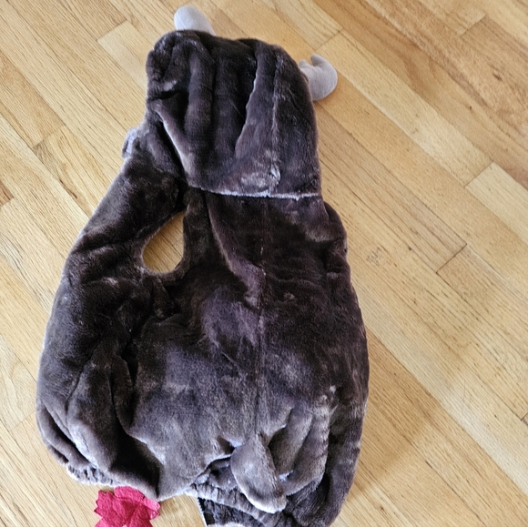 Canadian Moose zip up Humane society of the United States costume - Picture 9 of 9